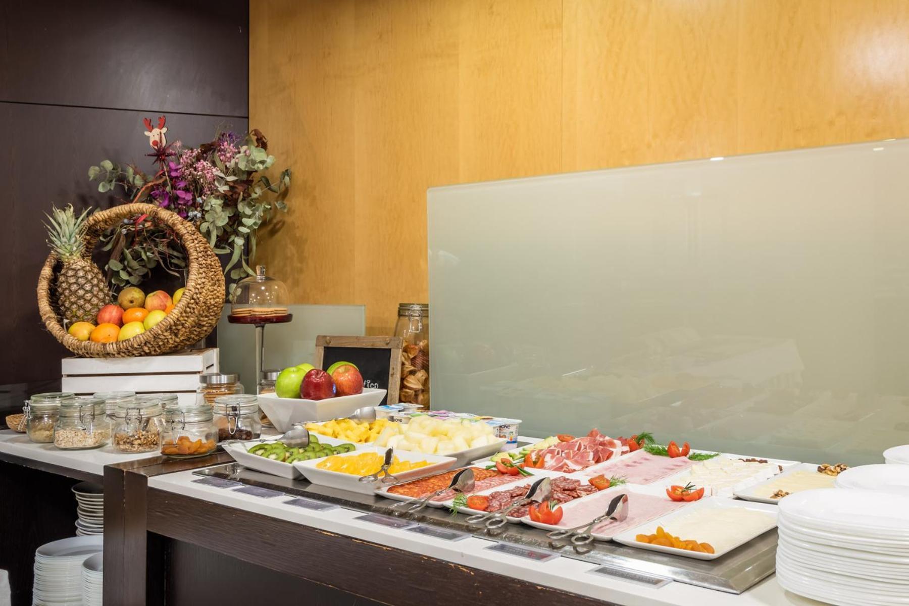 Hotel Madanis Liceo L'Hospitalet de Llobregat Ngoại thất bức ảnh