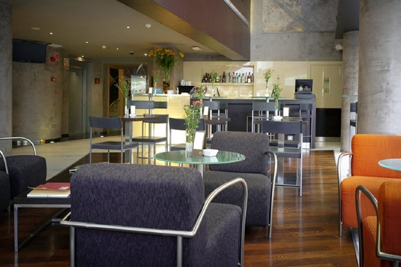 Hotel Madanis Liceo L'Hospitalet de Llobregat Ngoại thất bức ảnh